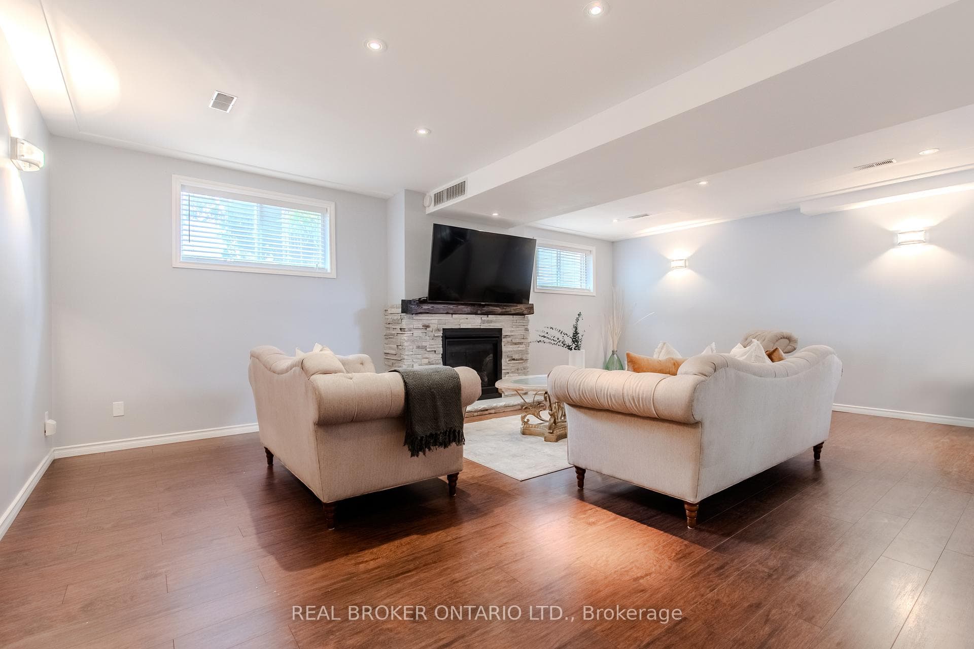 Access to 2nd Washroom and Basement.