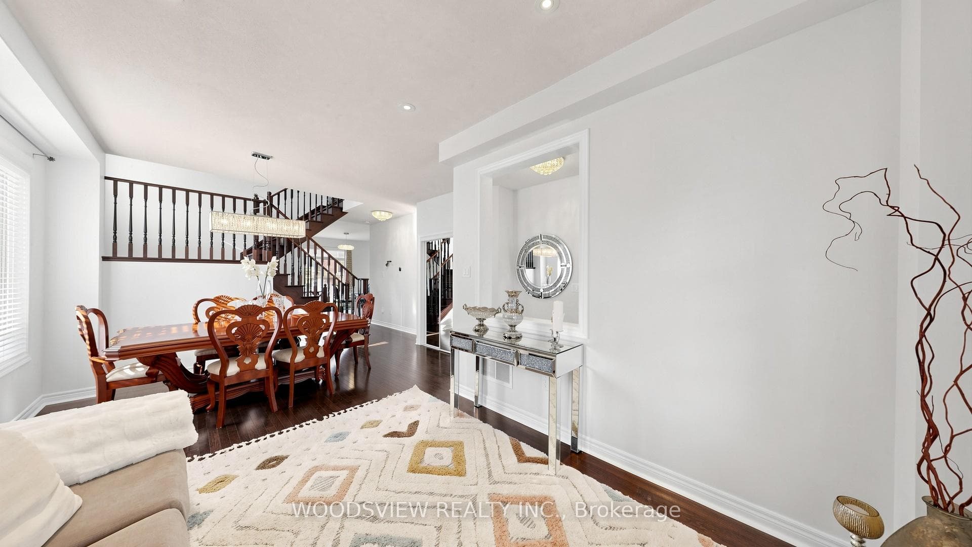 7 Deancrest Road photo 6