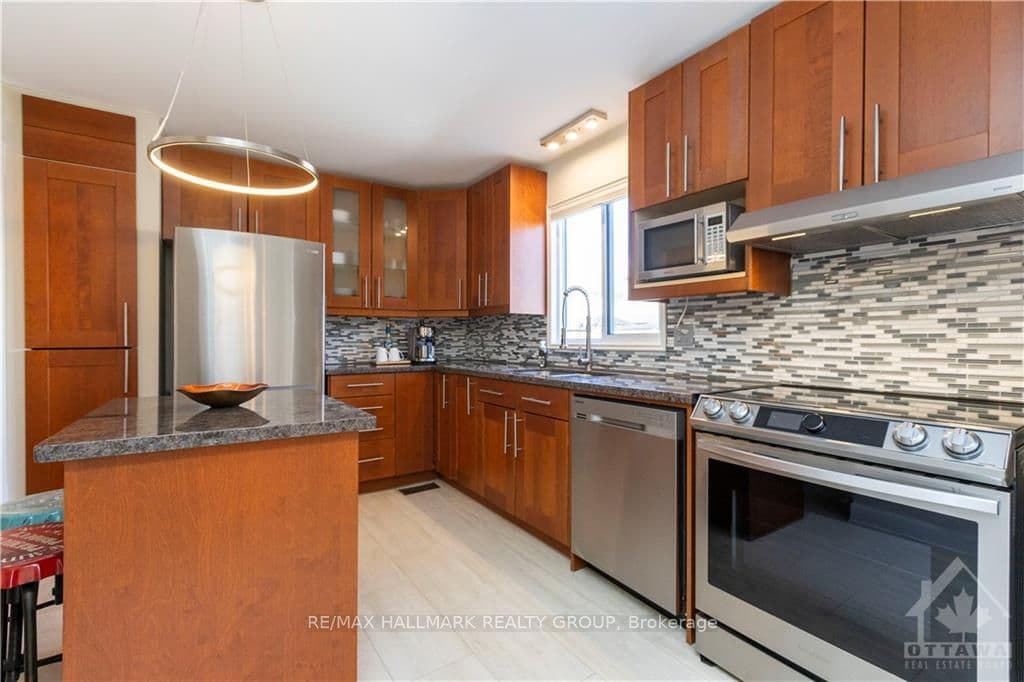 1681 BOTTRIELL Way photo 9
