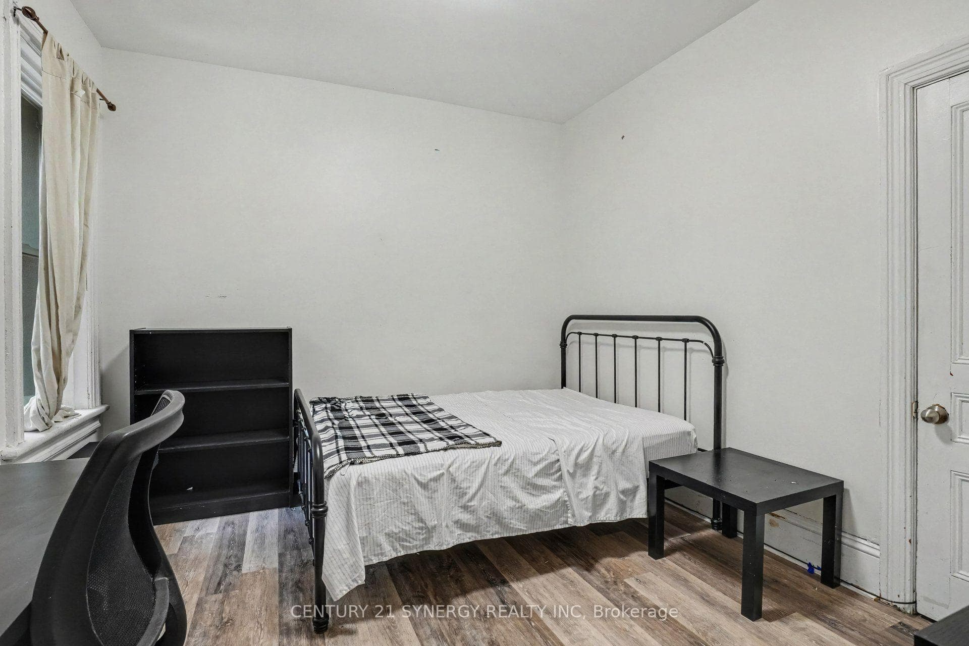 95 Templeton Street photo 13