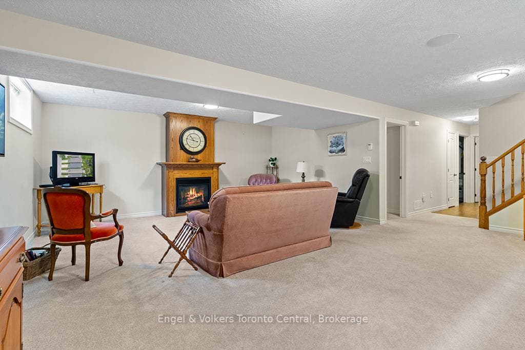1877 8th Avenue photo 25