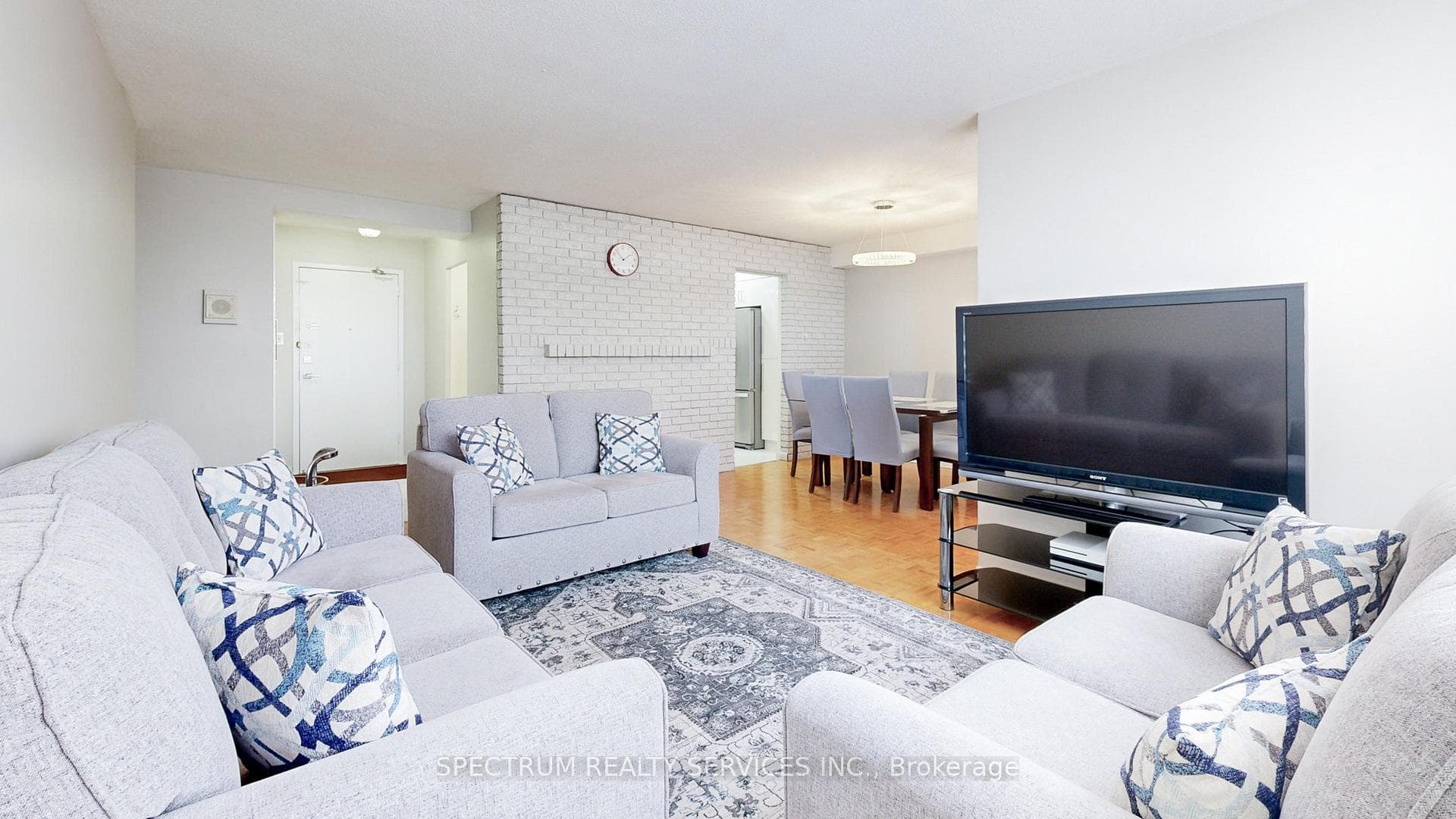 2835 Islington Avenue Unit 805 photo 4