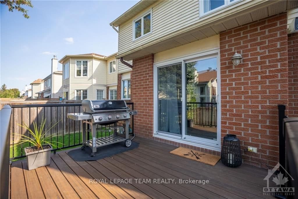 7 SHETLAND Way photo 26