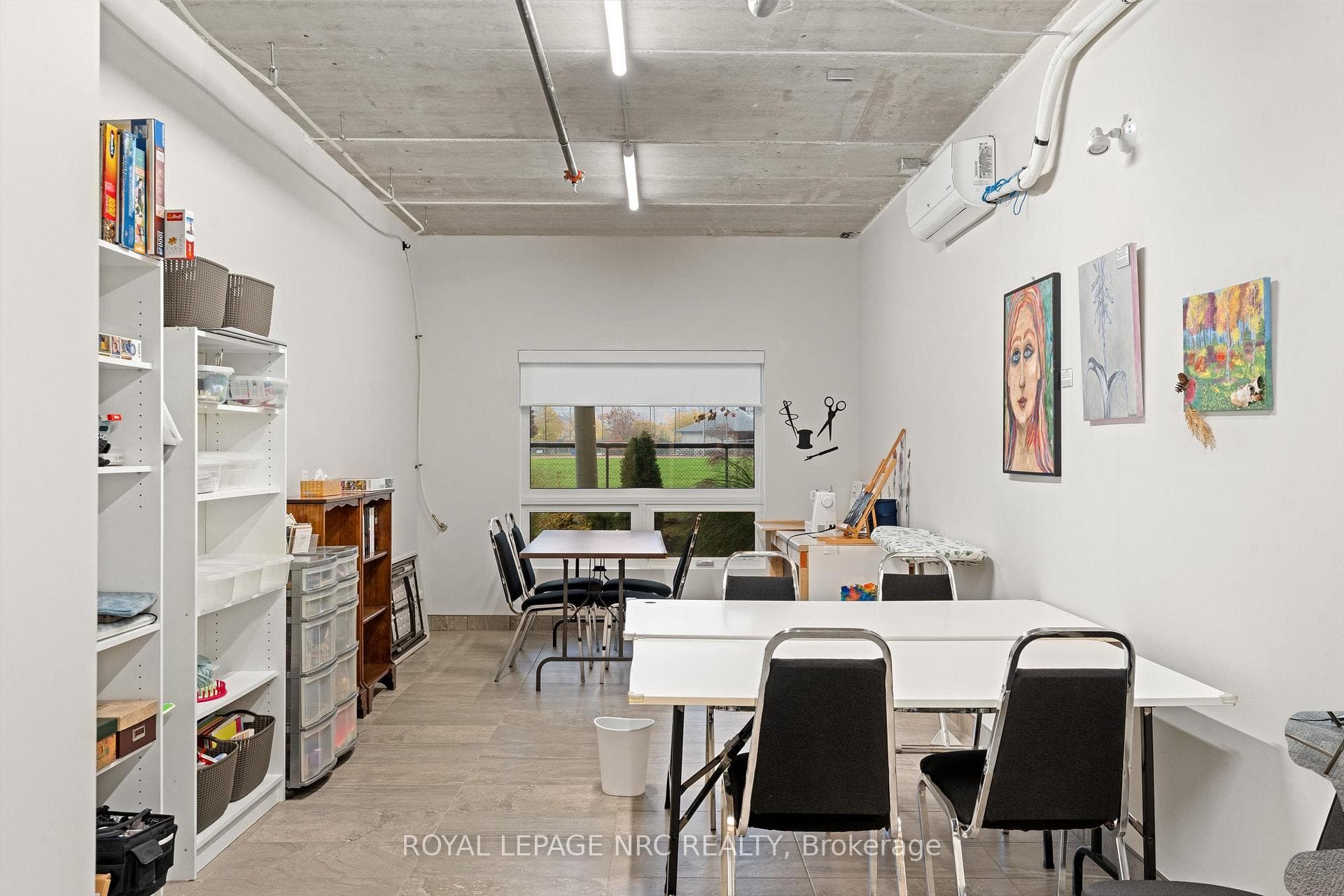 Craft room on main floor
