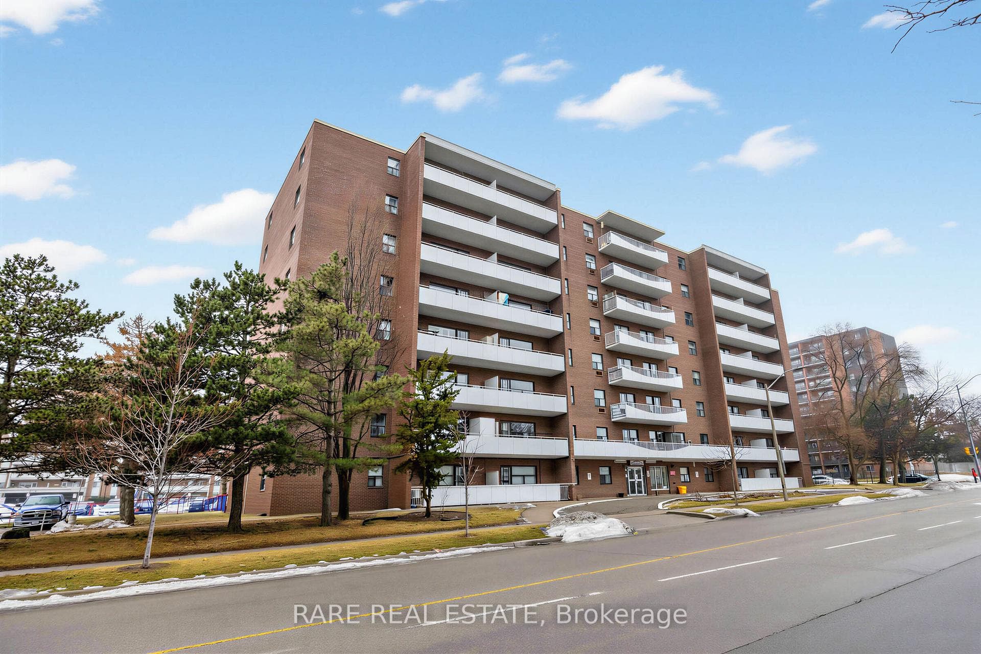3320 Fieldgate Drive Unit 804 photo 2