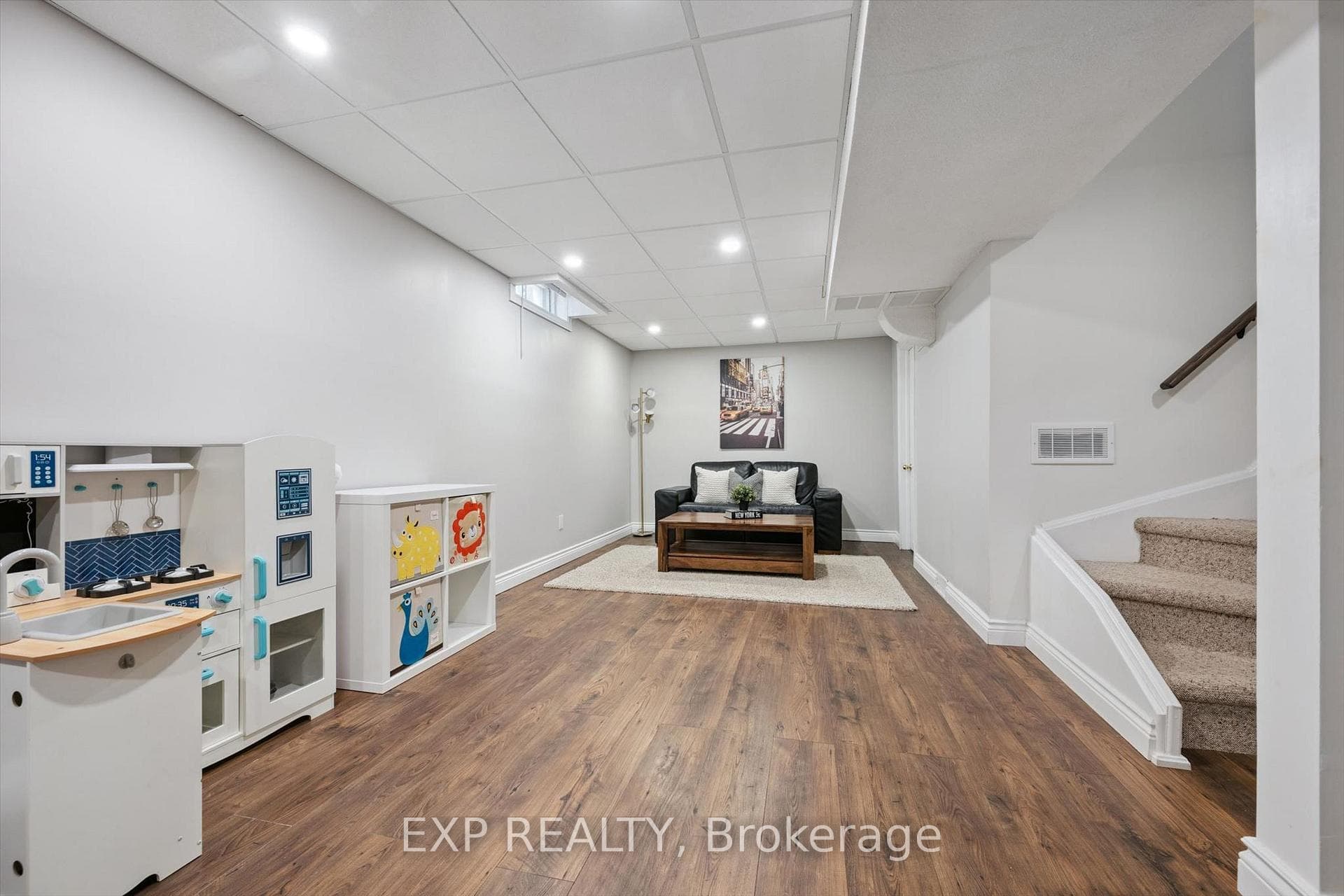 6220 Kindree Circle photo 16