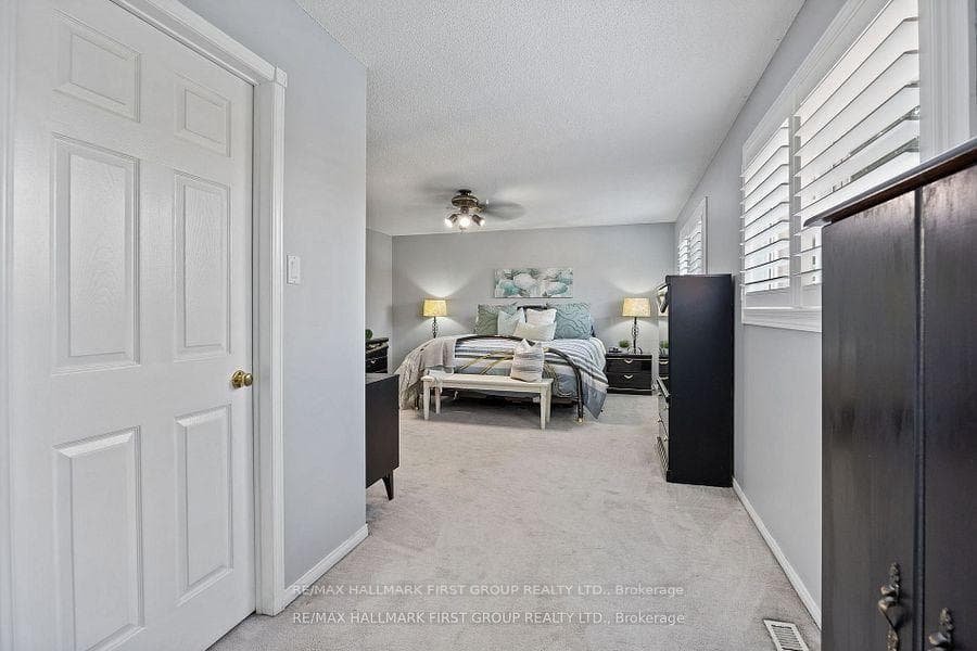 116 Erickson Drive photo 24