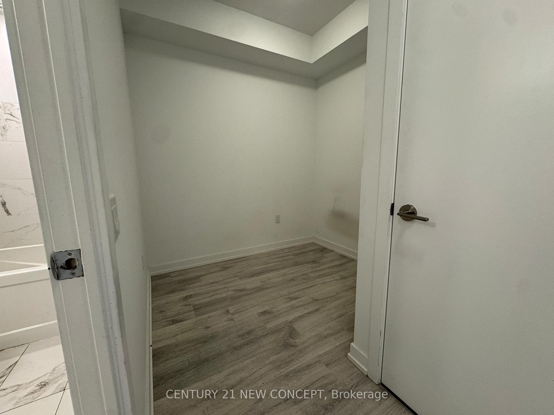 8 Olympic Garden Drive Unit 2509 photo 11