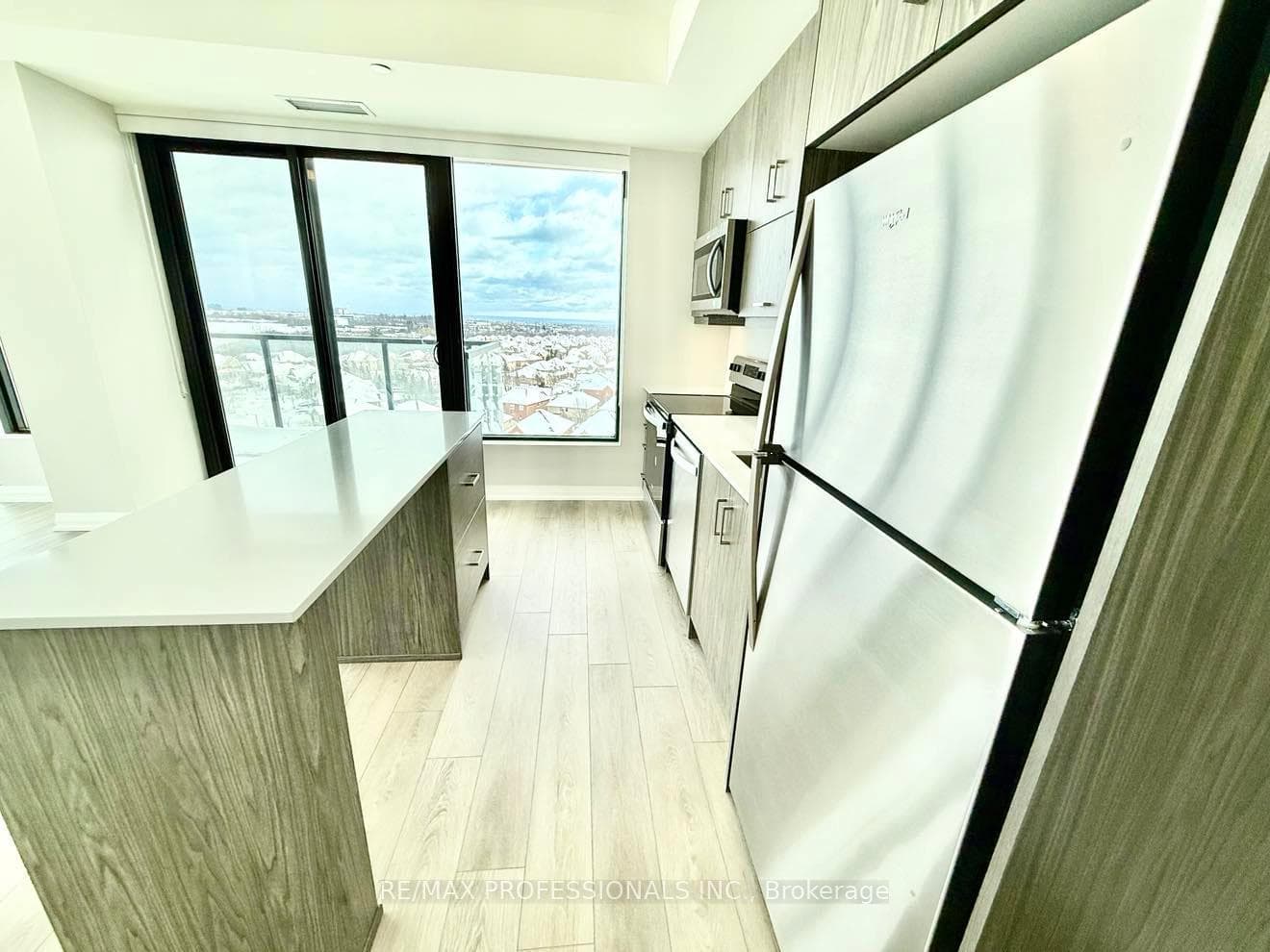 1415 Dundas Street Unit 1003 photo 6