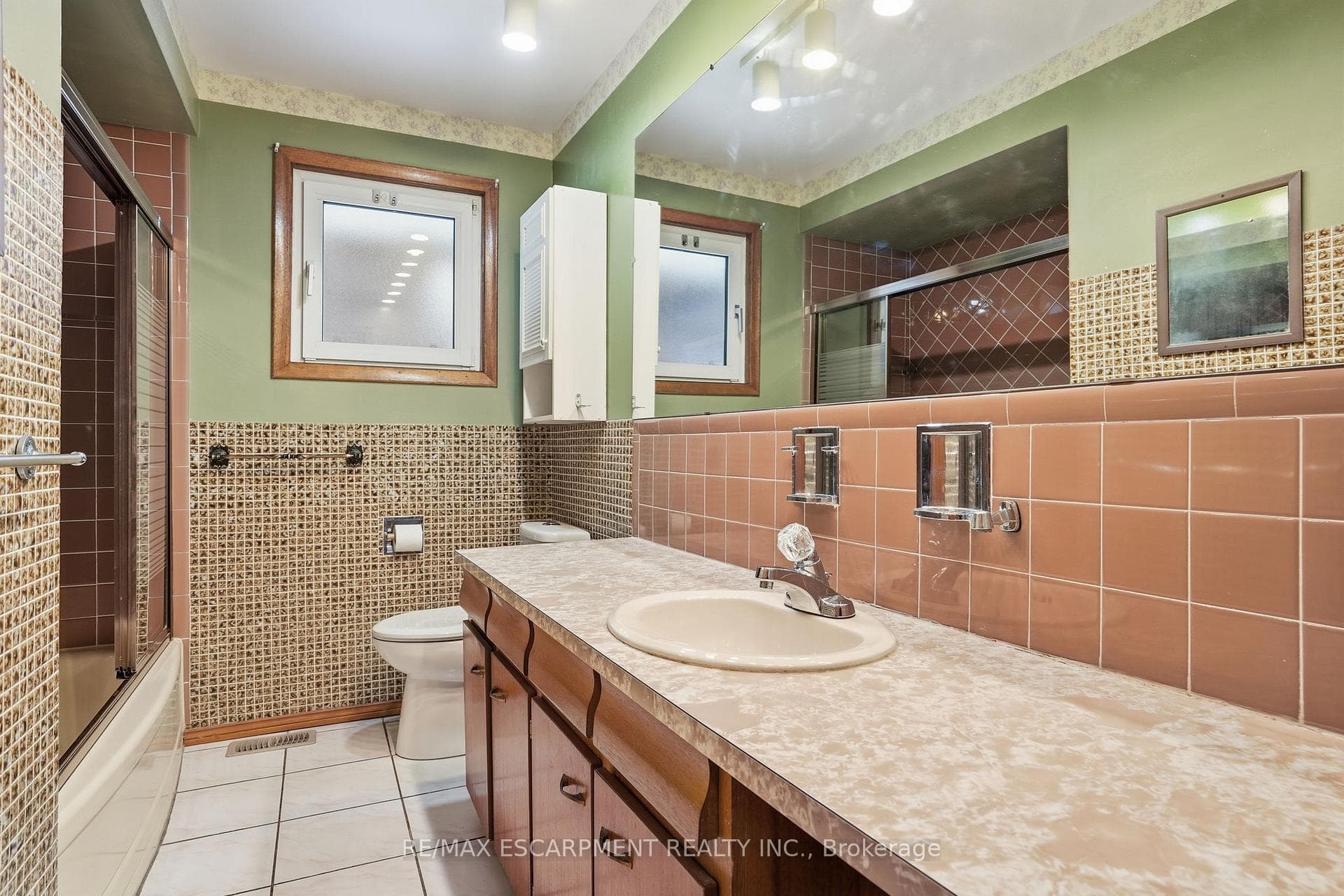 63 Marlowe Drive photo 22
