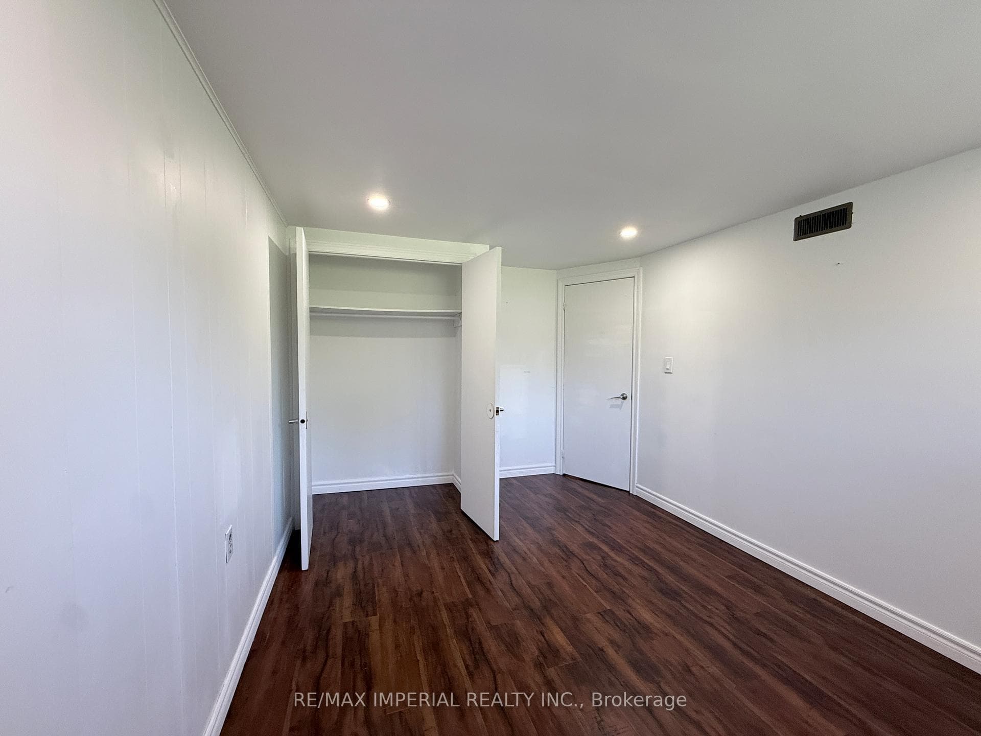 52 Yongehurst Road Unit BSMT #2 photo 6