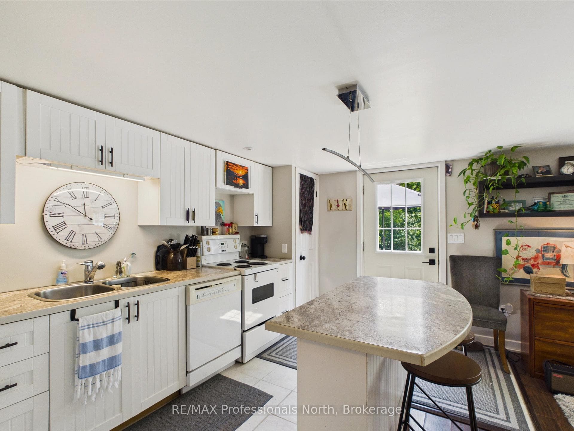 36 EDWARD Street photo 39