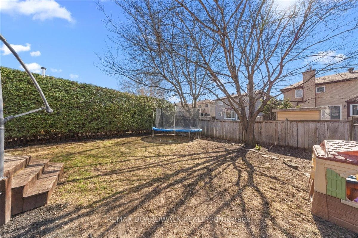 1715 Teakdale Avenue photo 43