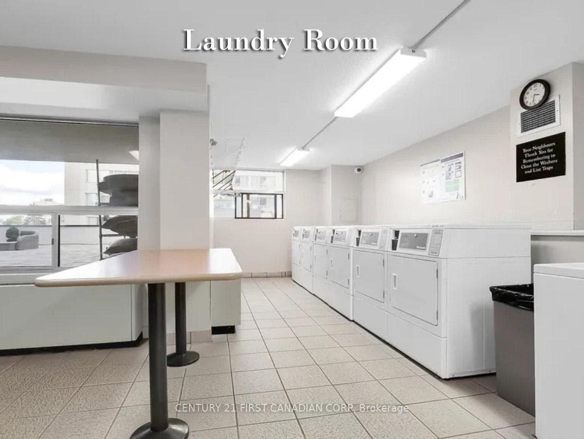 389 Dundas Street Unit 2405 photo 27