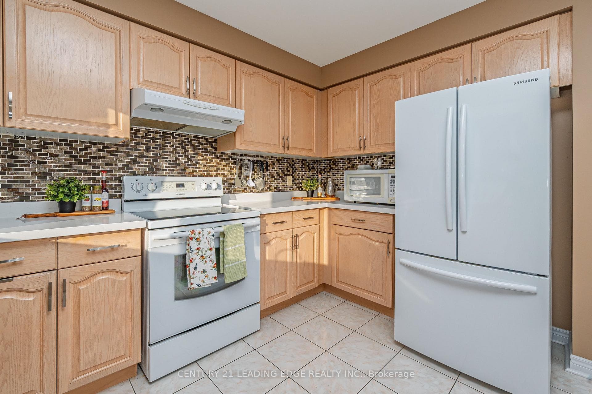 207 Larkin Avenue photo 13