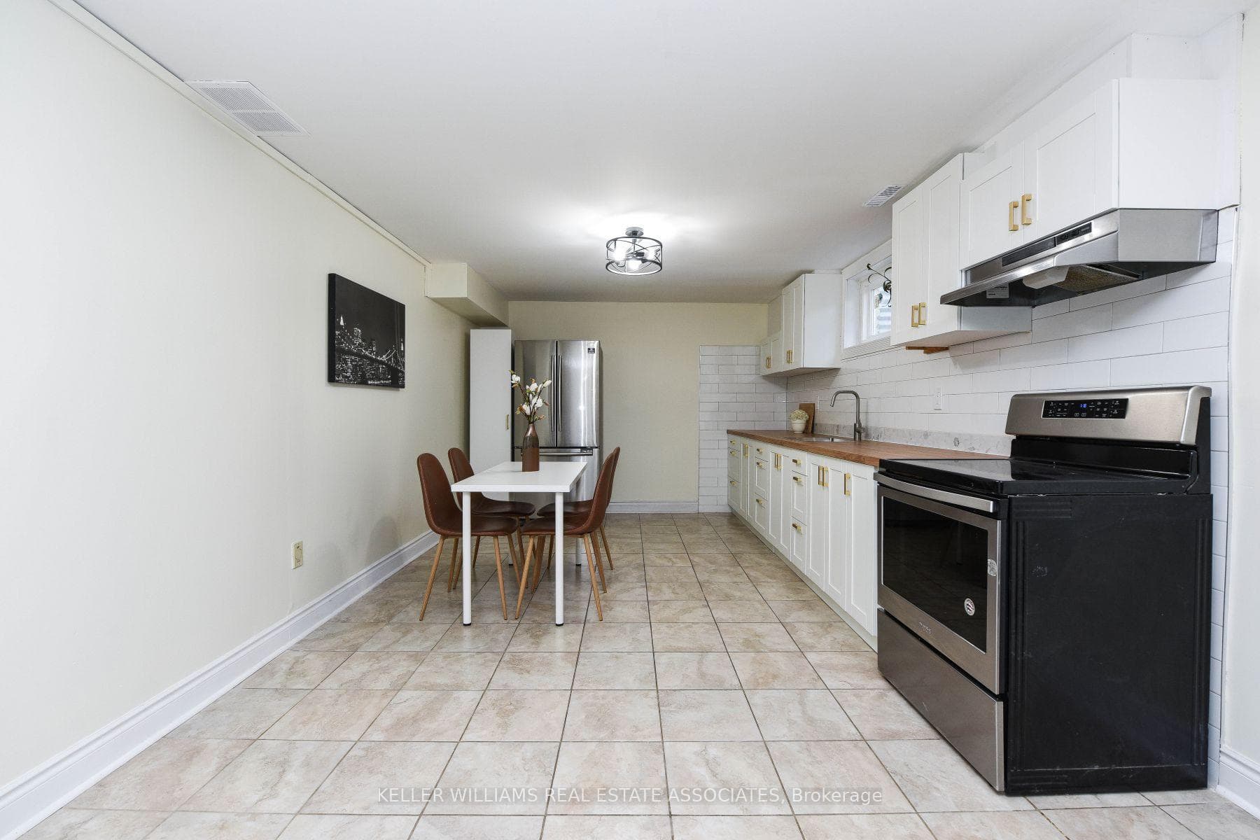 90 Professor's Lake Parkway Unit B photo 16