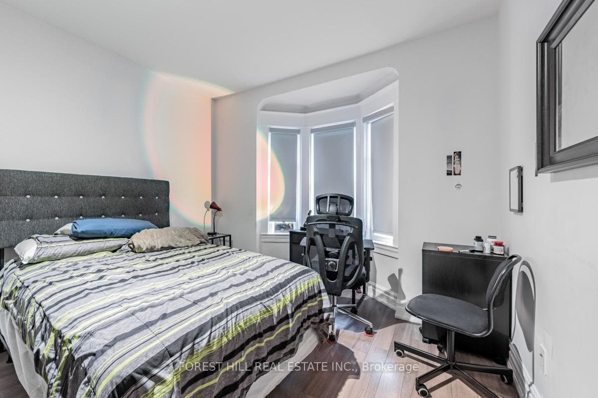 2nd floor bedroom