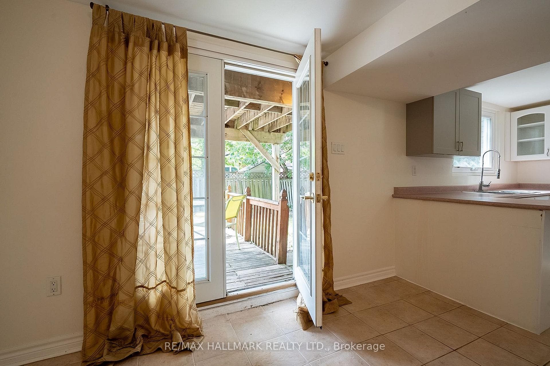15 Bingham Street photo 3