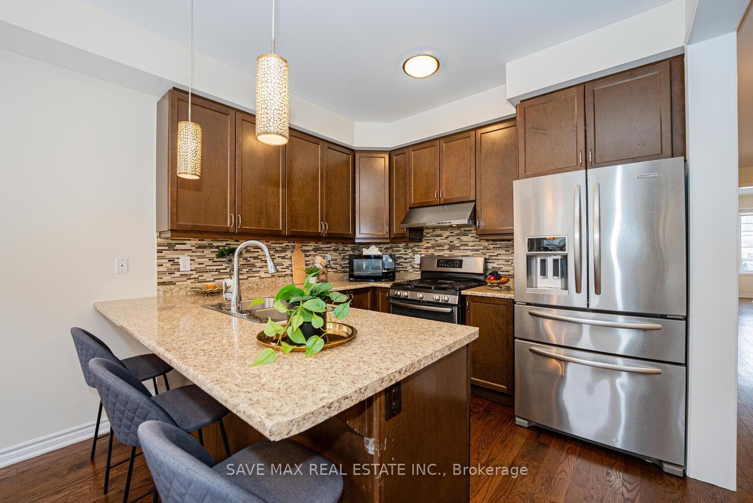 305 Trudeau Drive photo 12