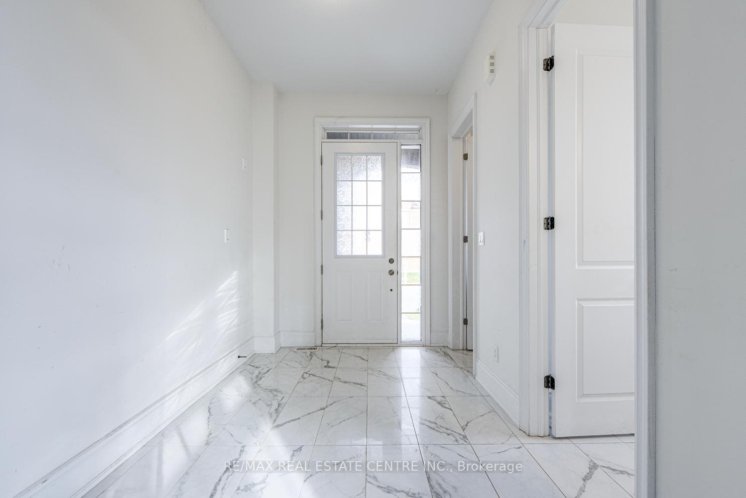 2492 ORCHESTRATE (UPPER) Drive photo 2
