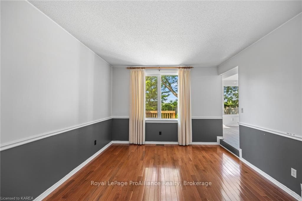 499 FOREST HILL Drive photo 22