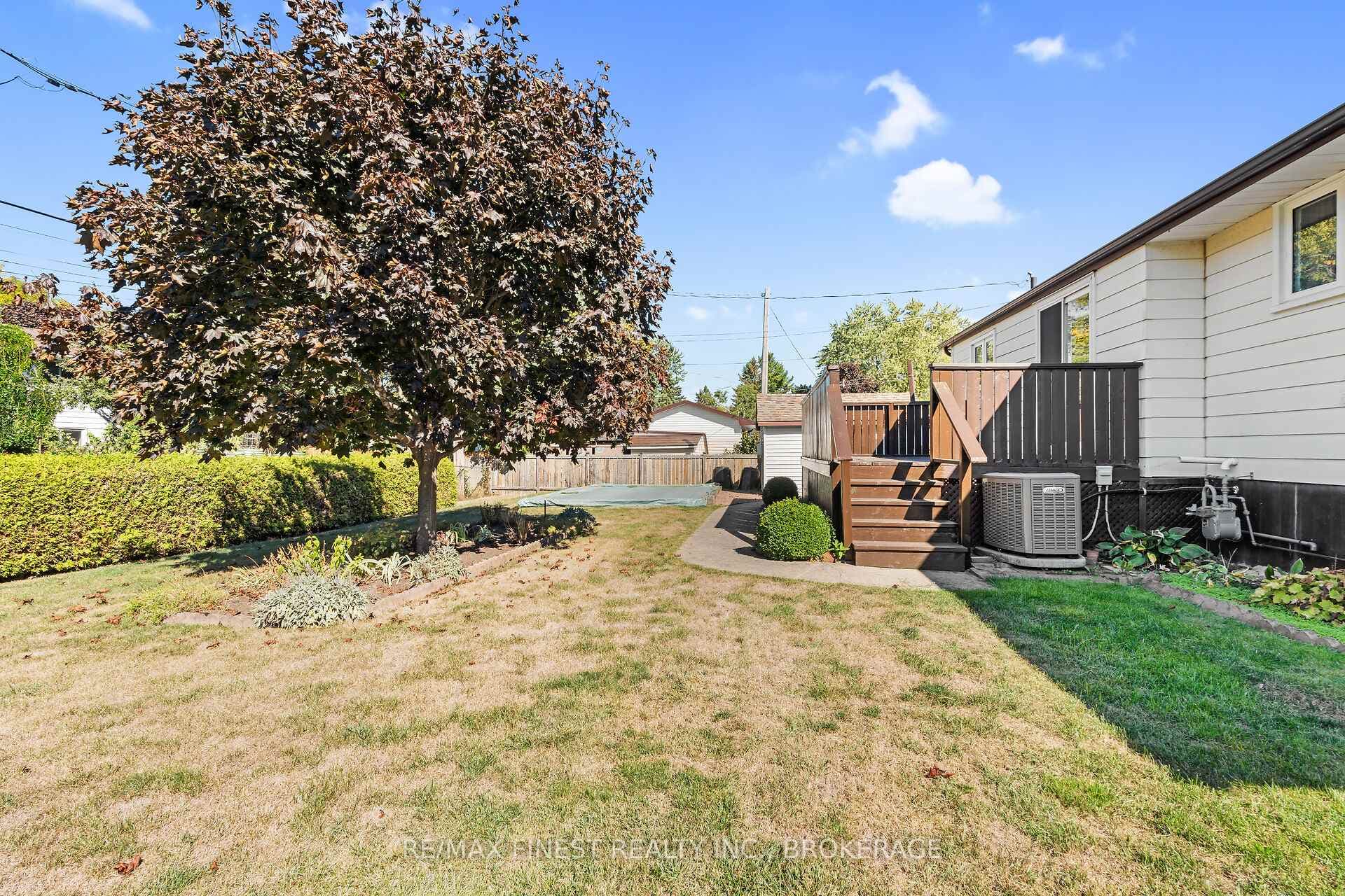 7 Huff Avenue photo 36