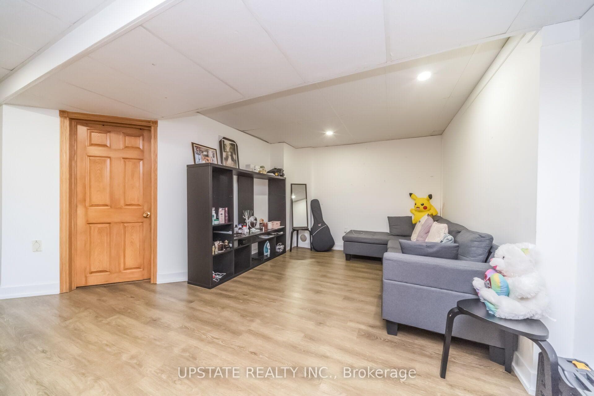 145 Valonia Drive photo 29