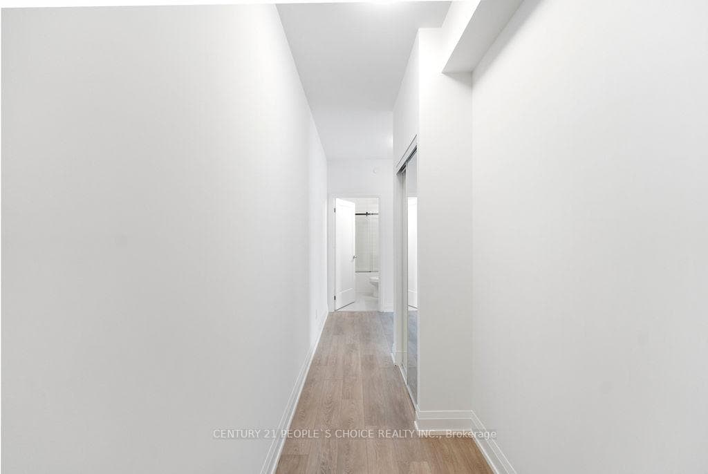 20 Soudan Ave Avenue Unit 1902 photo 17
