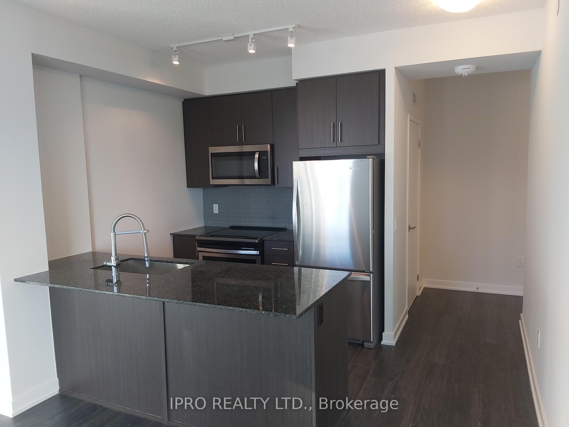 4055 Parkside Village Drive Unit 815 photo 4