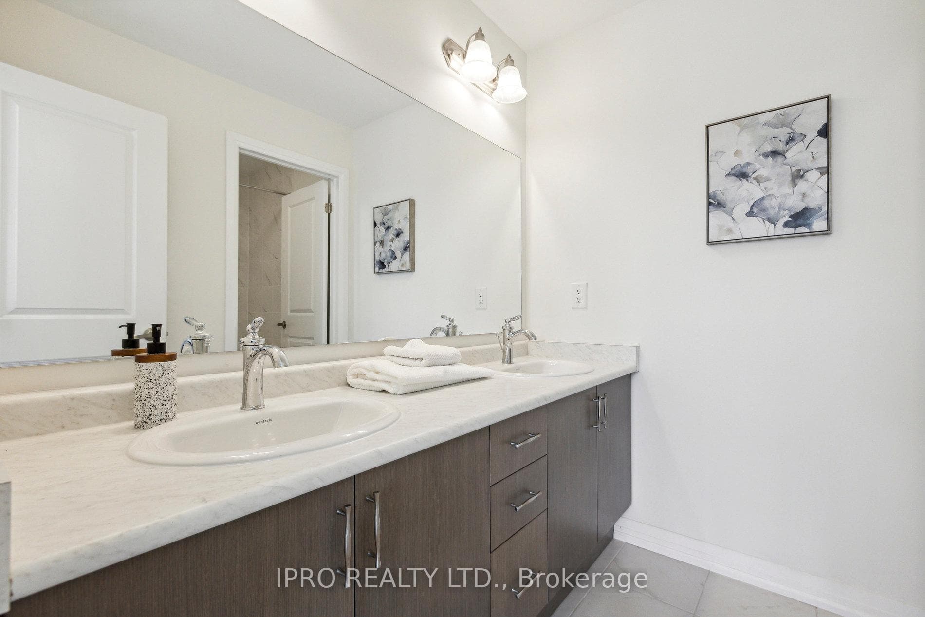 3 Steadman Street photo 31