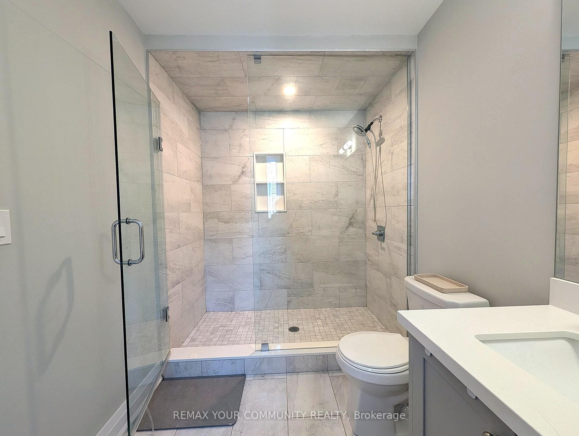 184 Kensington Avenue photo 22