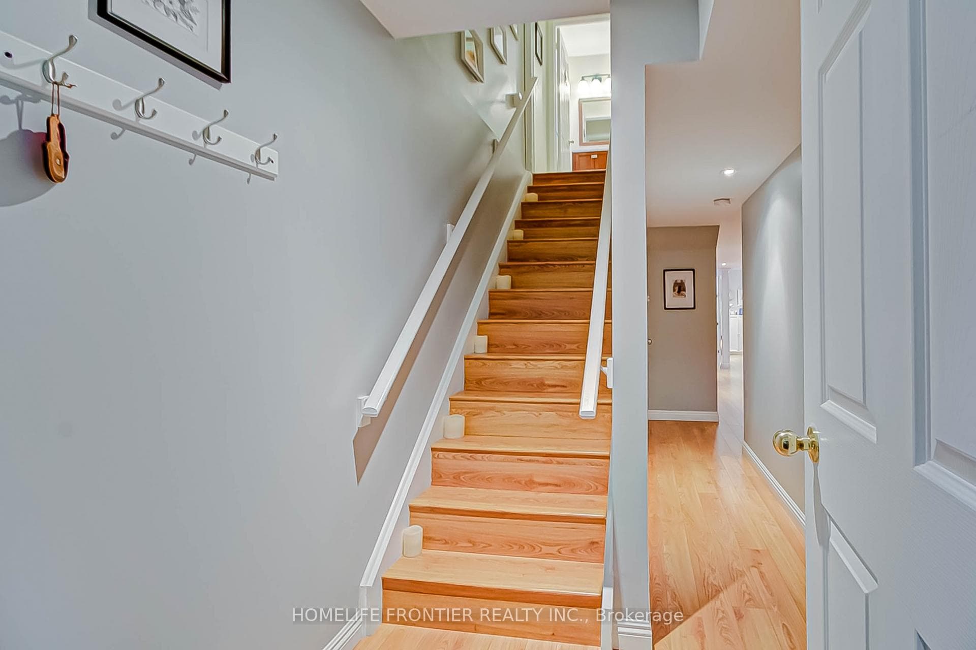 39 White Spruce Crescent photo 17