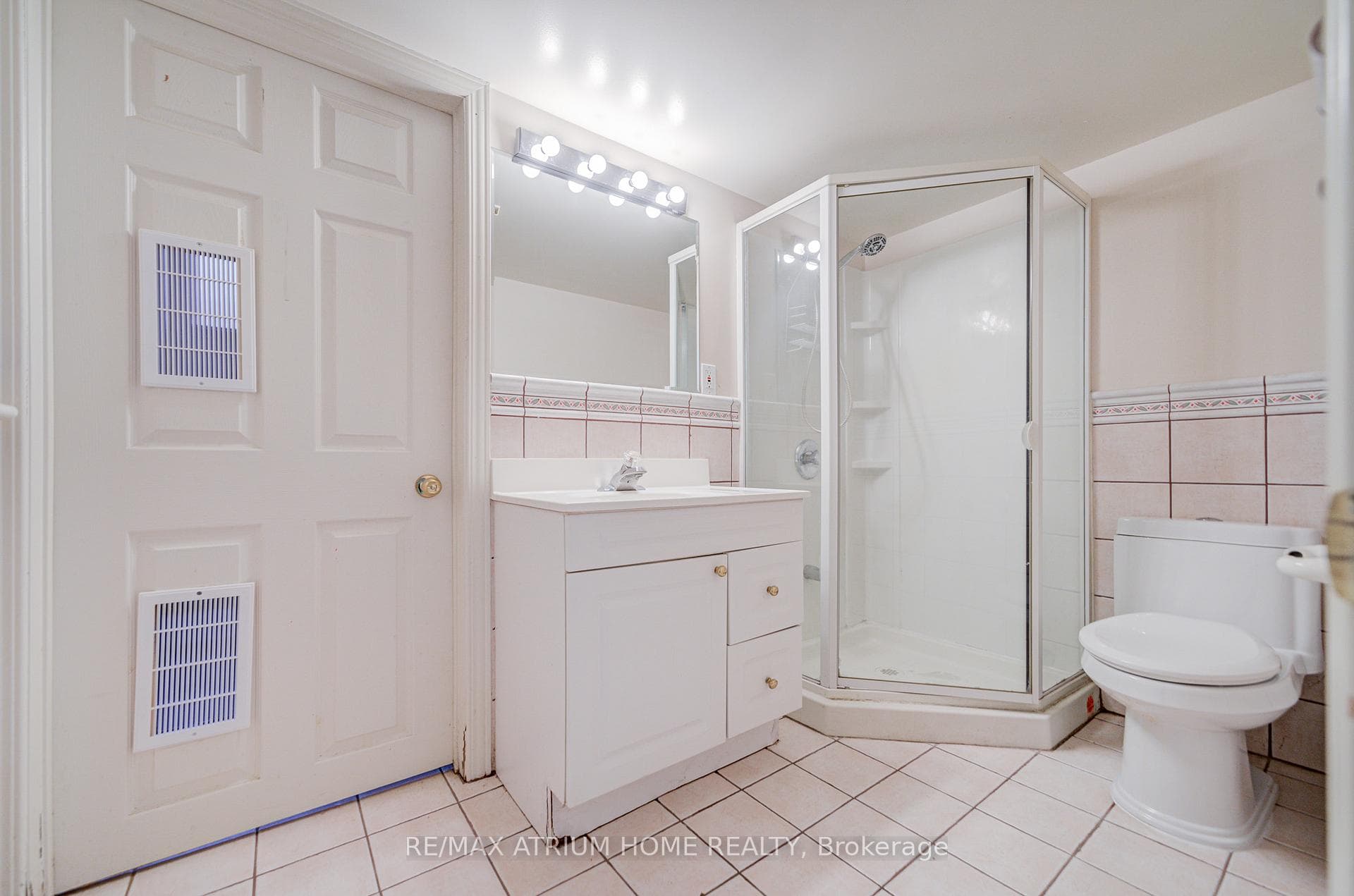48 Whitehorn Crescent photo 30