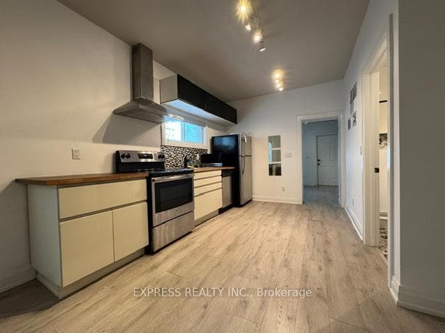 467 Keele Street Unit Main photo 6