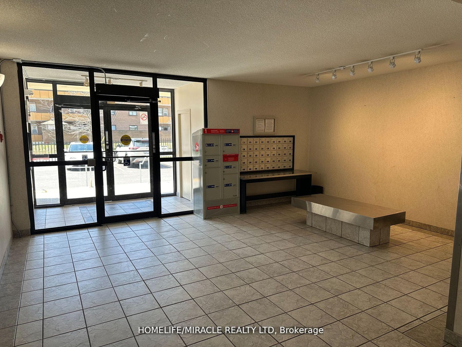 207 Galloway Road Unit 301 photo 3