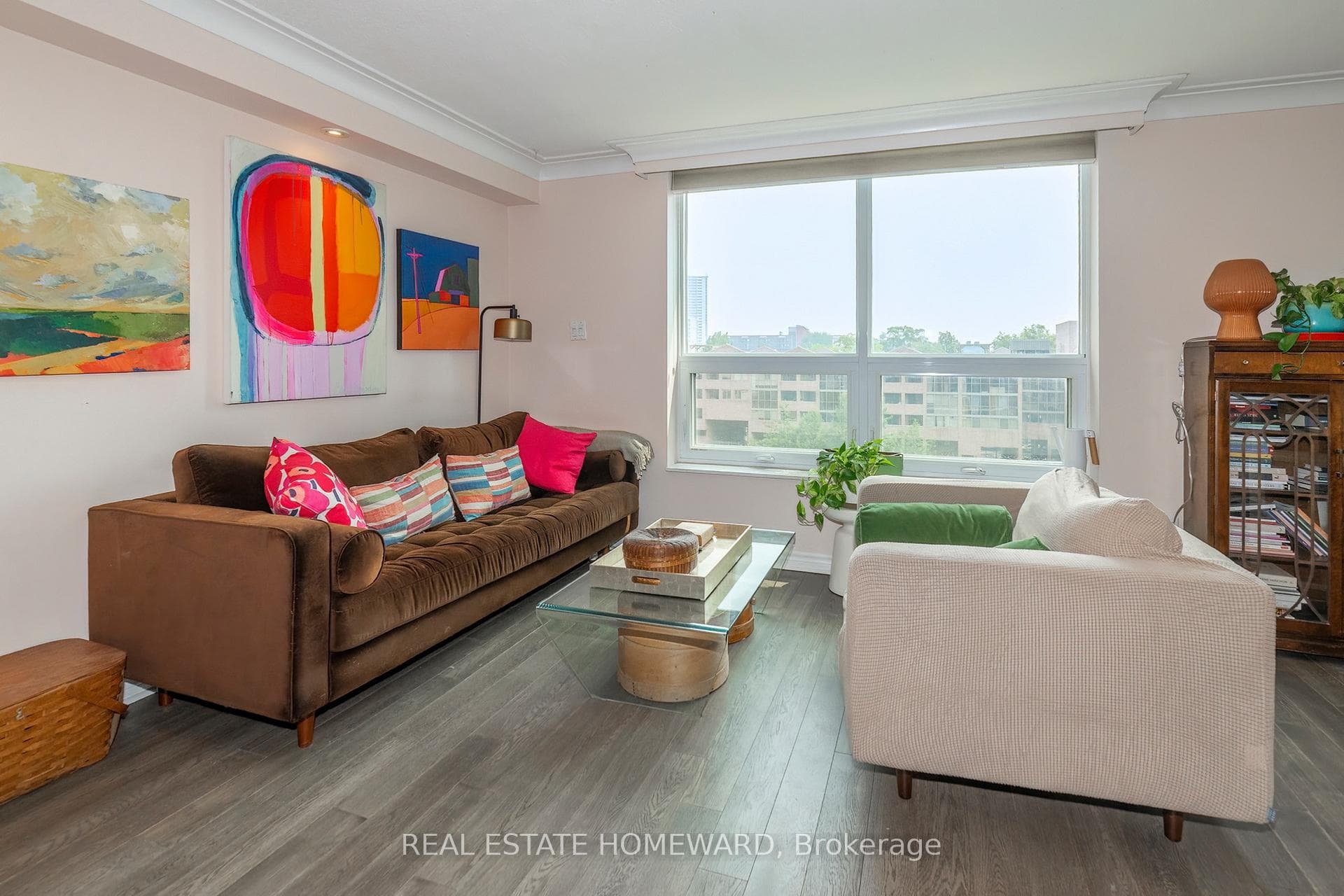 77 Maitland Place Unit 615 photo 9