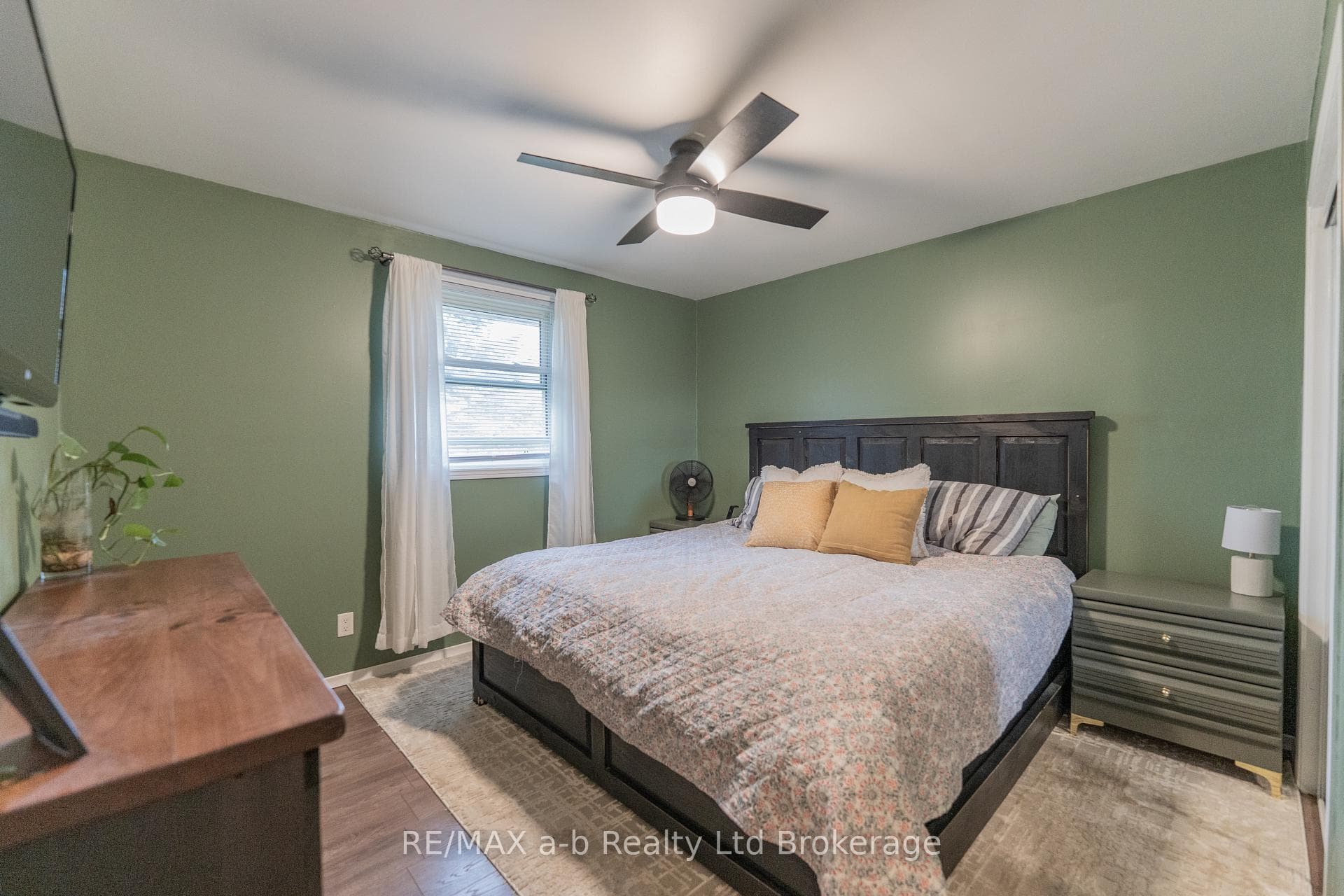 57185 Eden Line photo 34