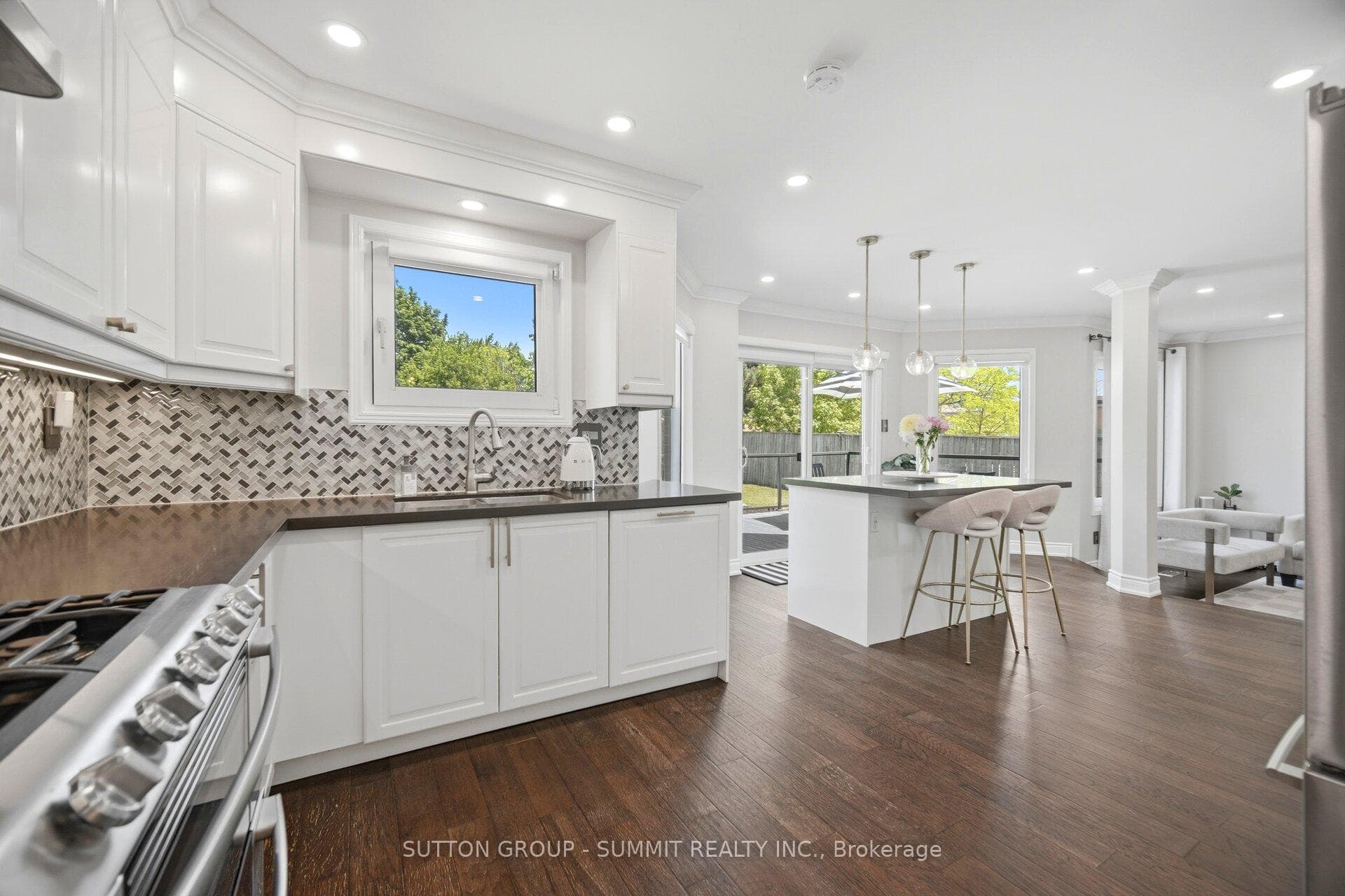4127 COLONIAL Drive photo 22
