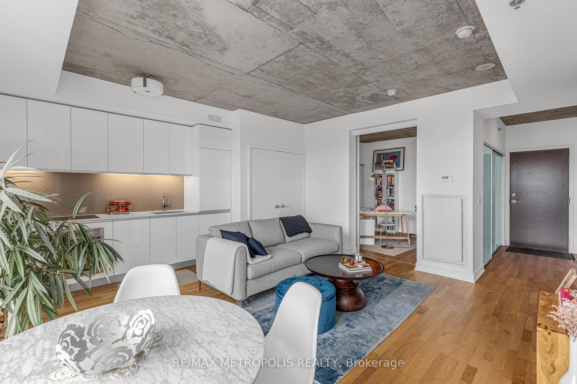 20 Minowan Miikan Lane Unit 931 photo 4