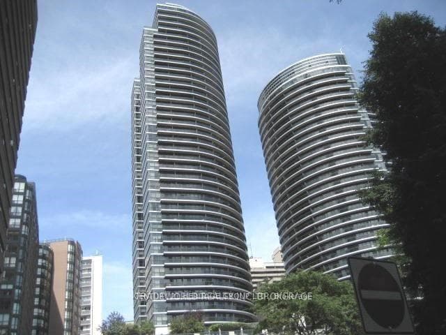 21 Carlton Street Unit 704 photo 1