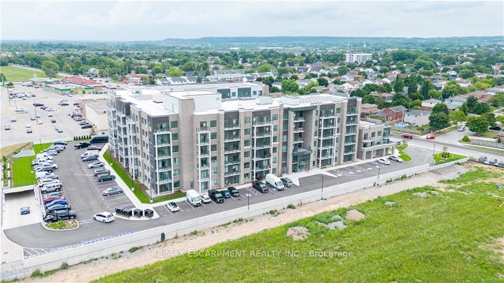 5055 Greenlane Road Unit 401 photo 31