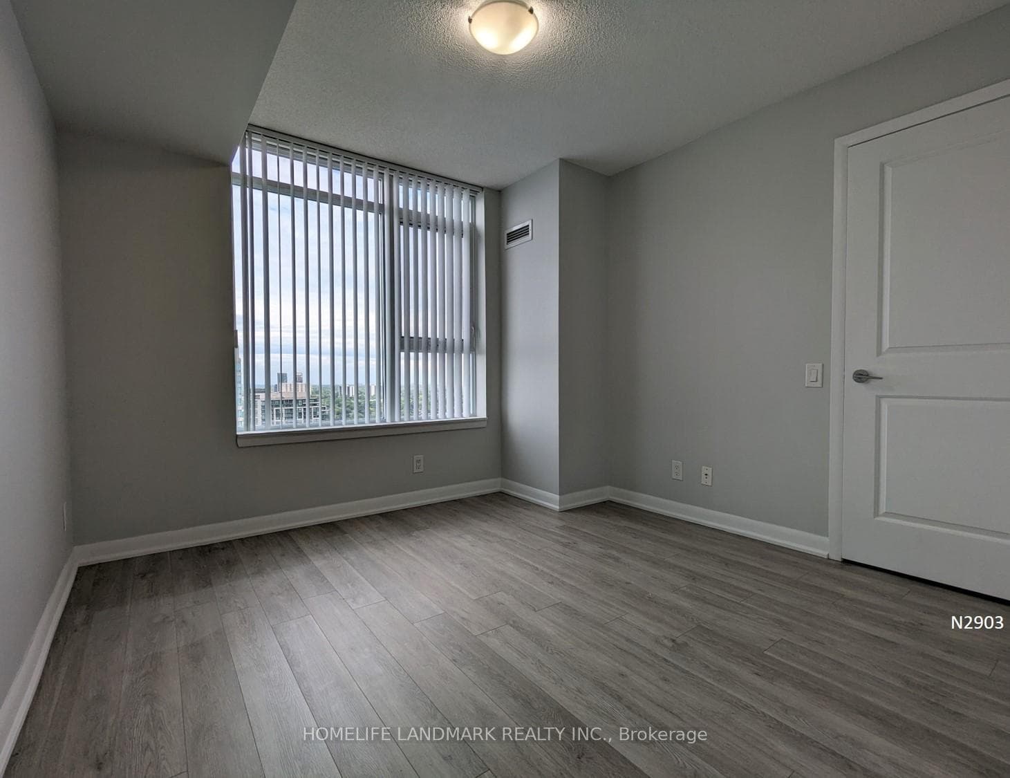 25 Town Centre Court Unit 2903 photo 10
