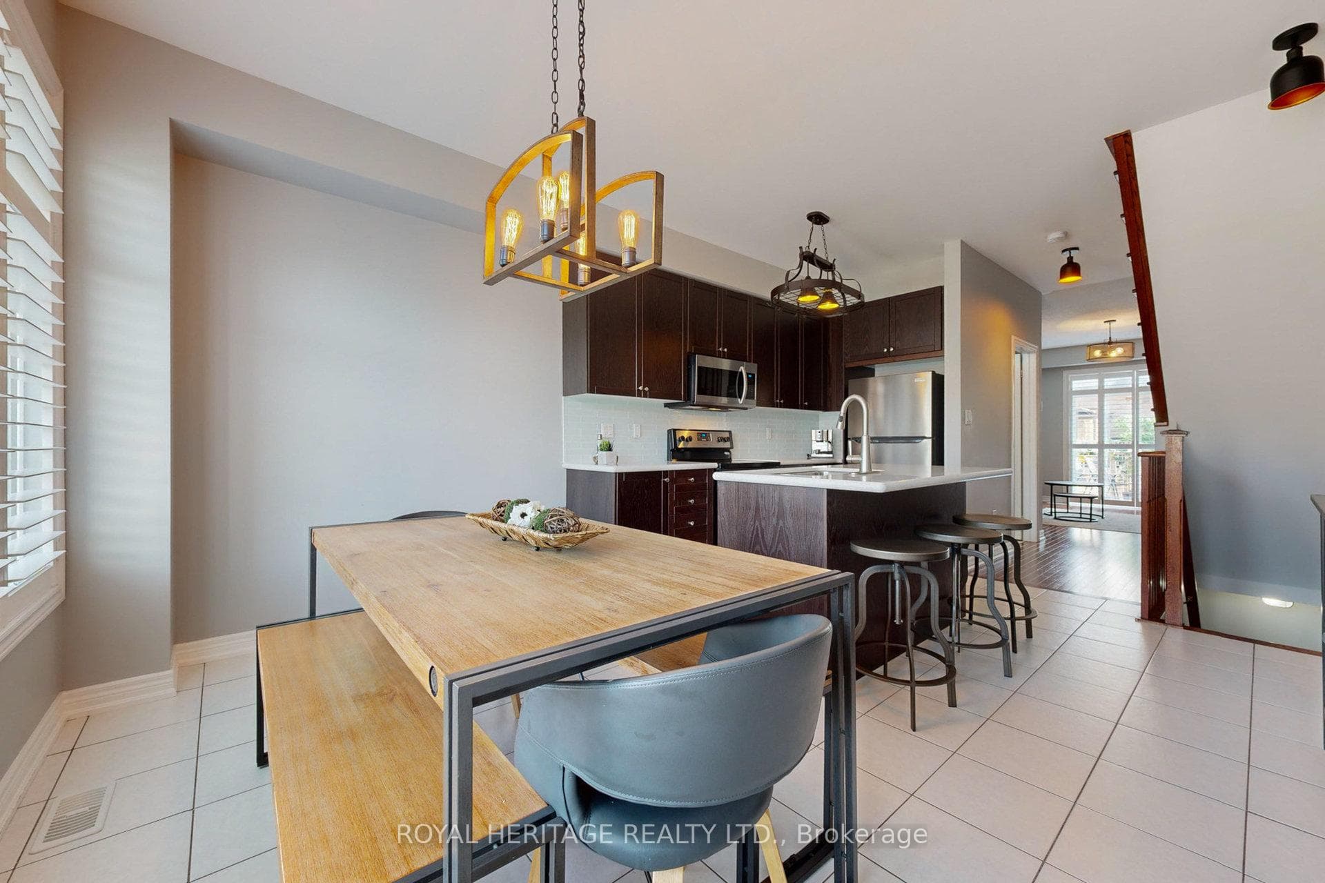 46 Belanger Crescent photo 13