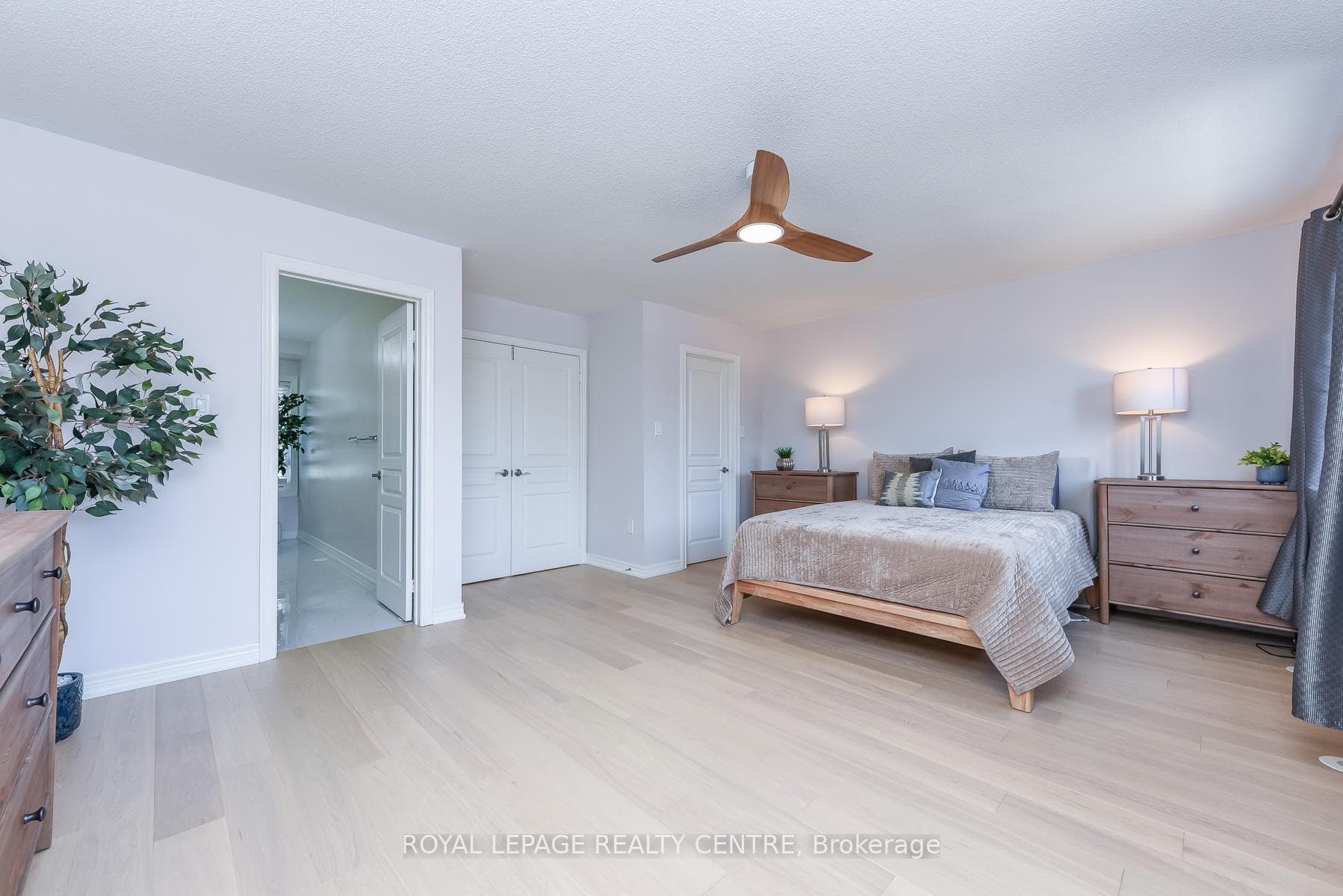 60 Rosewood Avenue Unit 210 photo 26