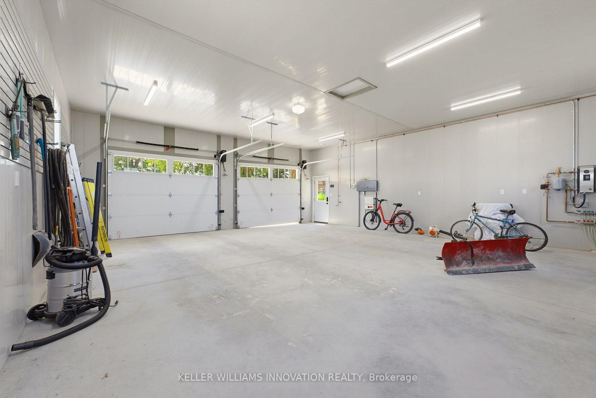 8430 146 Road photo 38