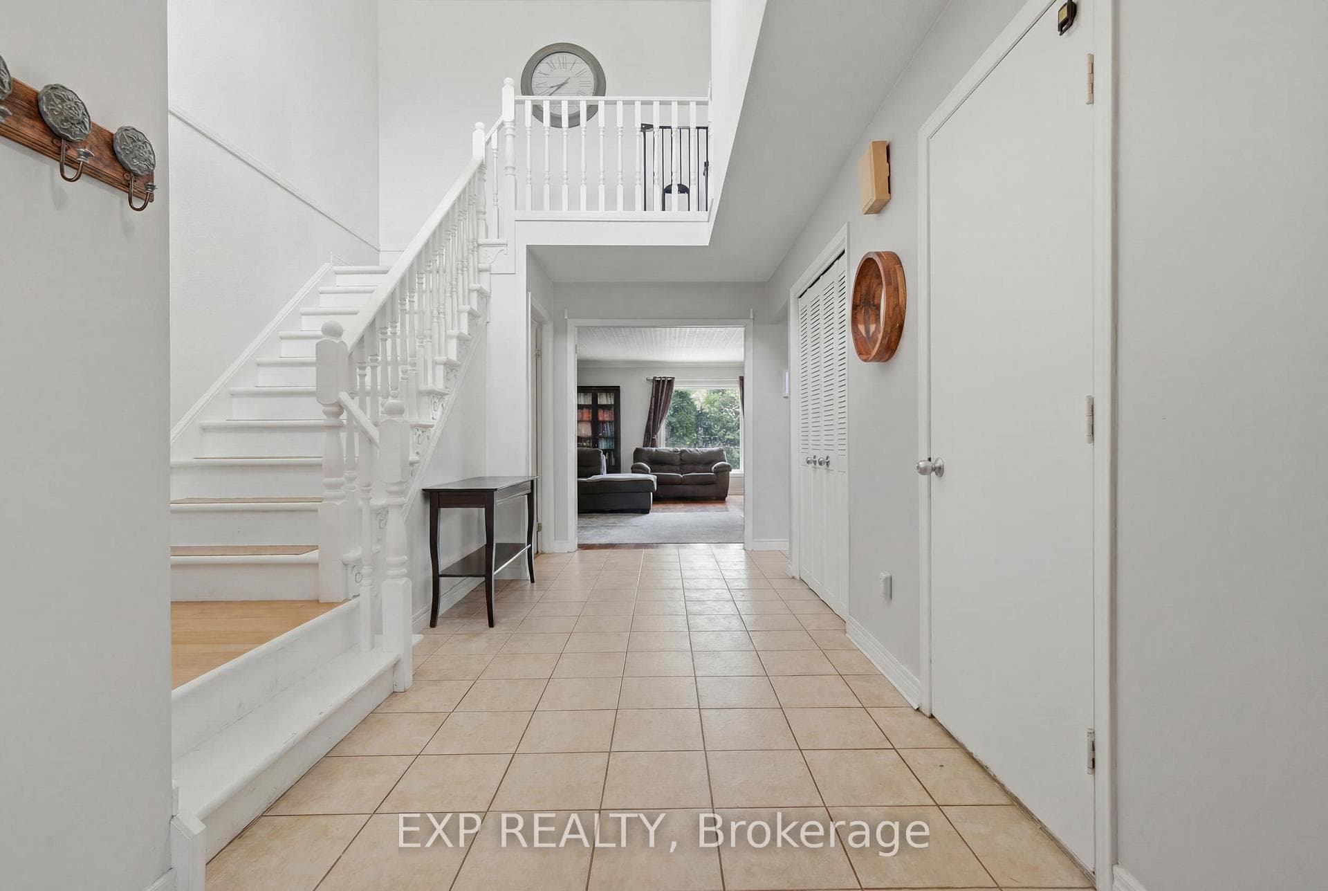 86 Baxter Crescent photo 10