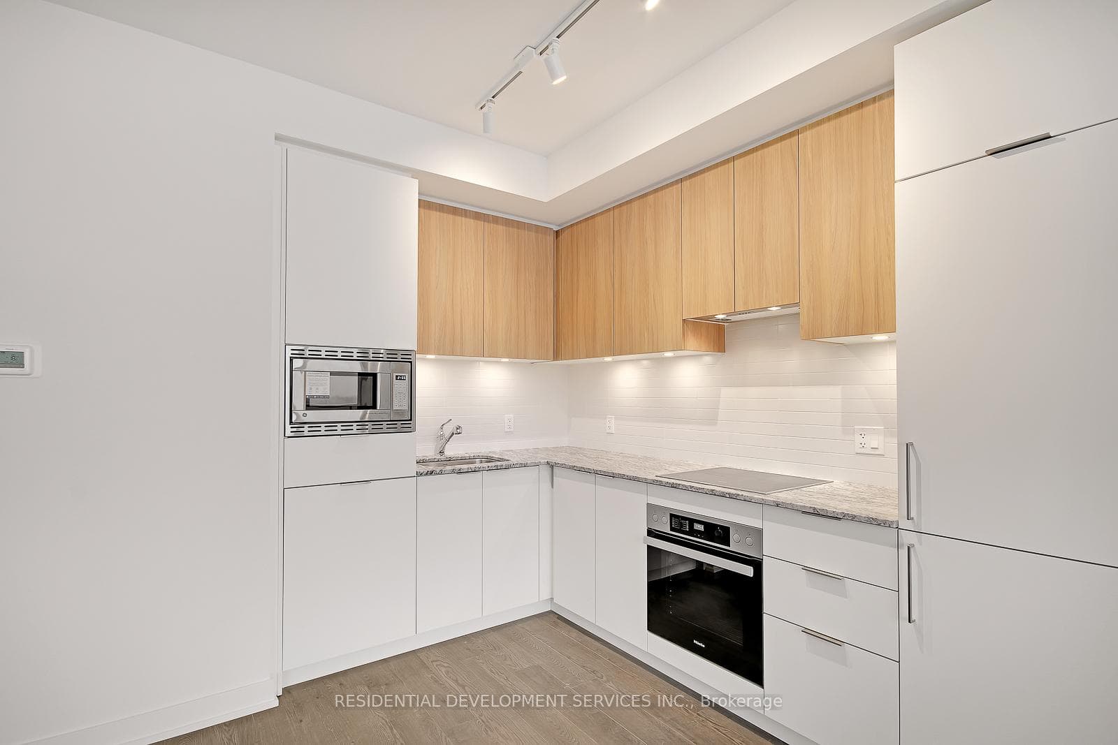 50 O'Neil Road Unit 717 photo 11