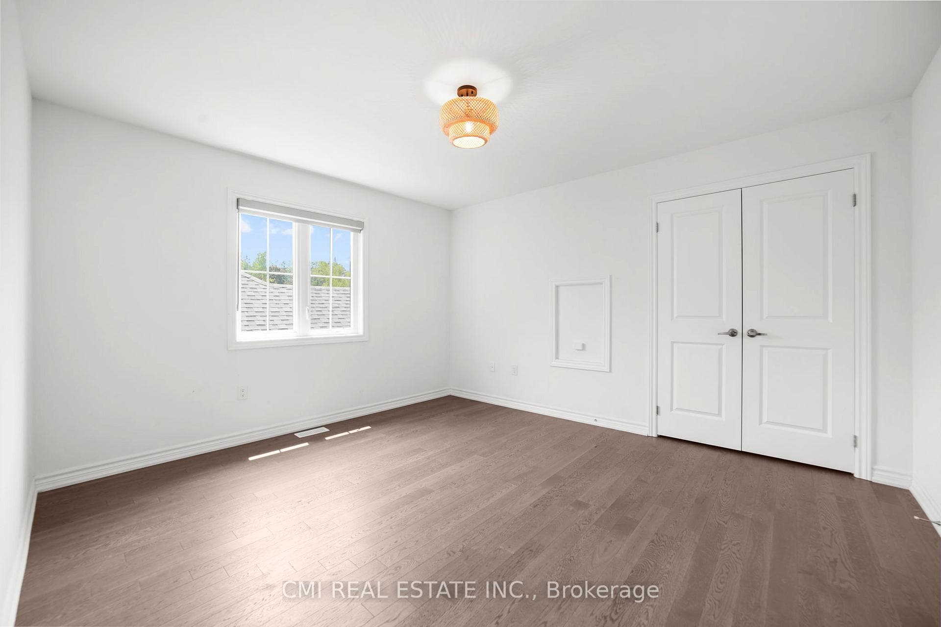 3205 Mosley Street photo 28