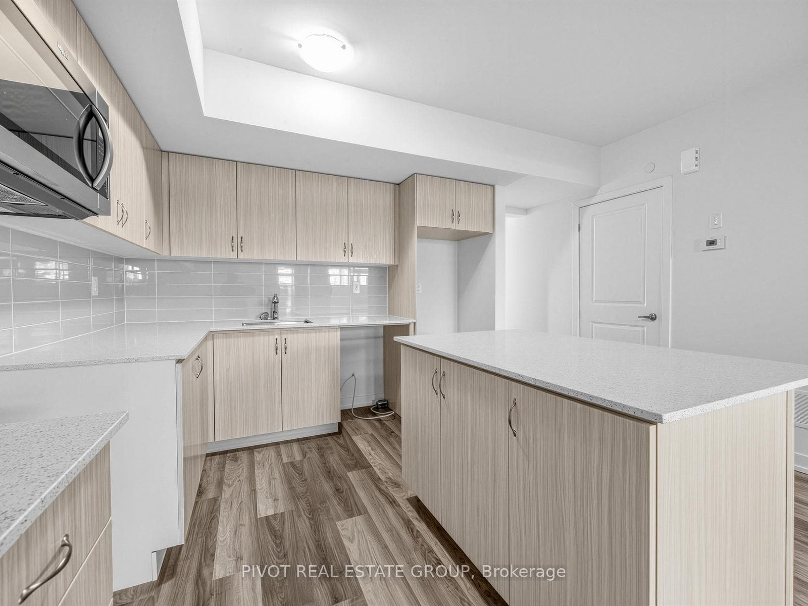 56 Elizabeth Street Unit 1101 photo 17