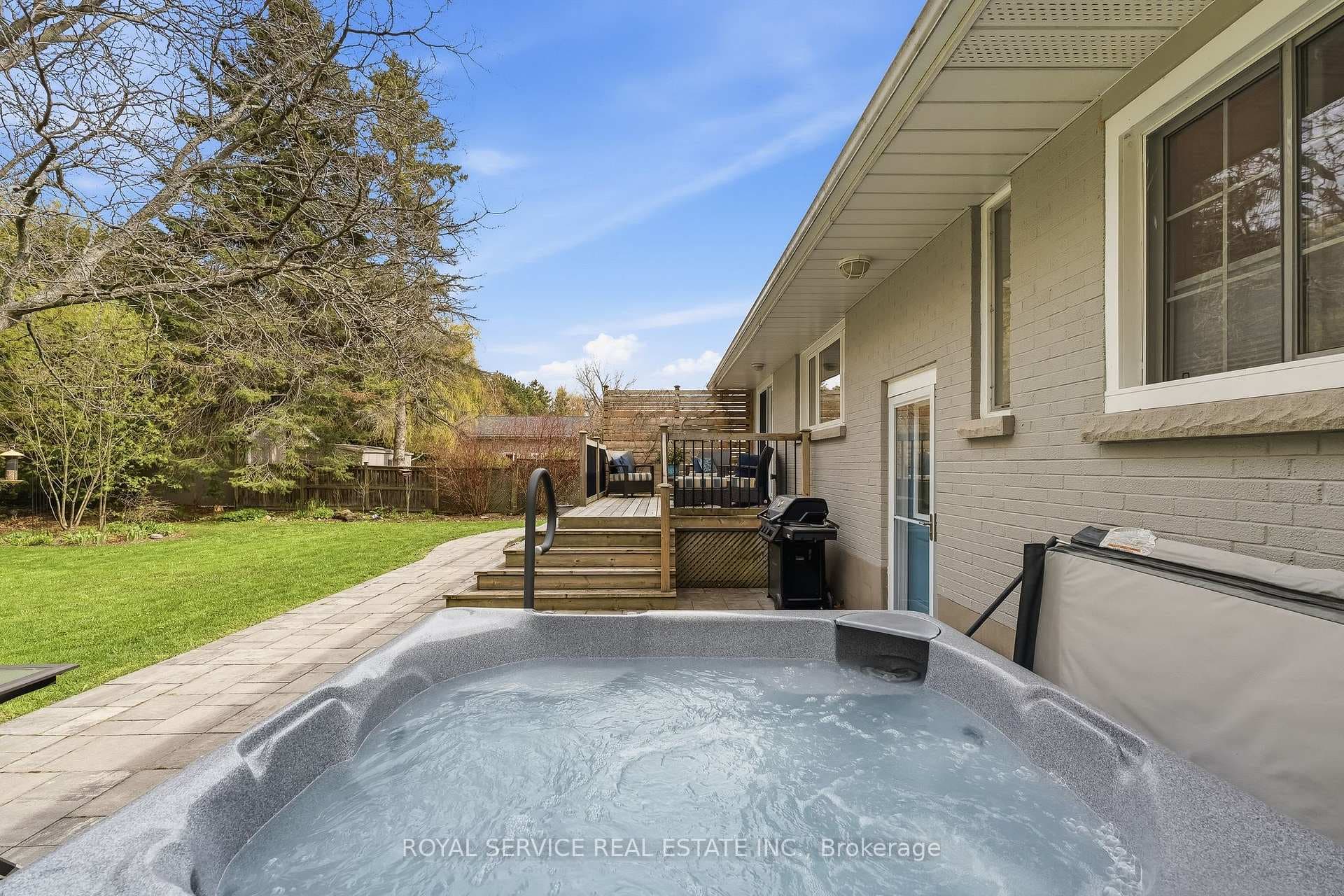 44 Springbrook Road photo 46